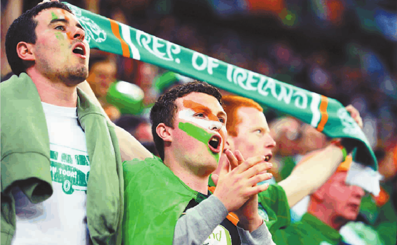 爱尔兰球迷万人大合唱